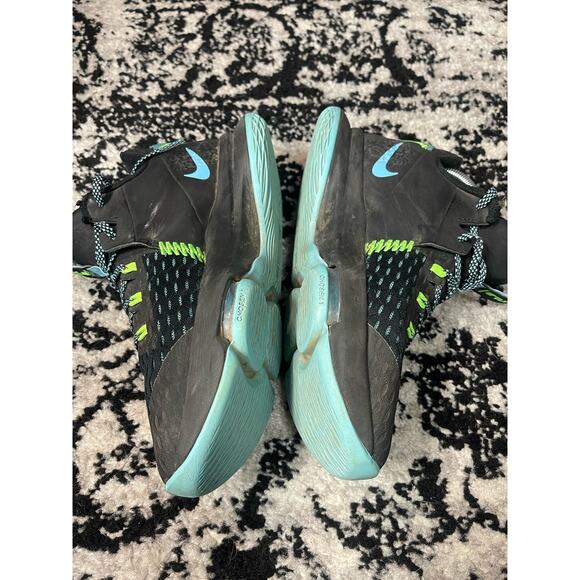 Nike LeBron Witness 5 Black Light Blue Fury Sneakers Men\'s Size 8.5 main image 8